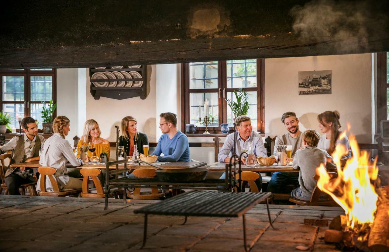 Jufa Hotel Schloss Roethelstein アドモント エクステリア 写真