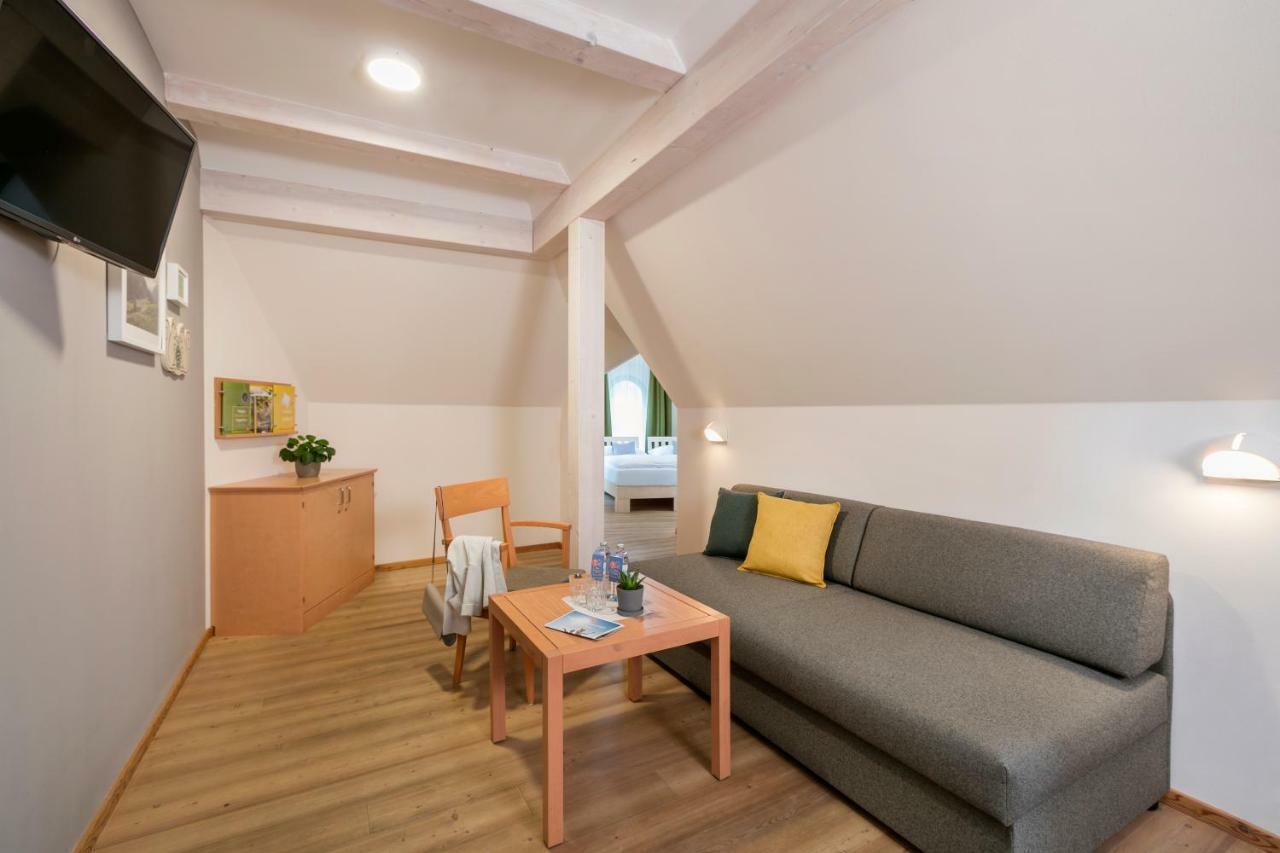 Jufa Hotel Schloss Roethelstein アドモント エクステリア 写真