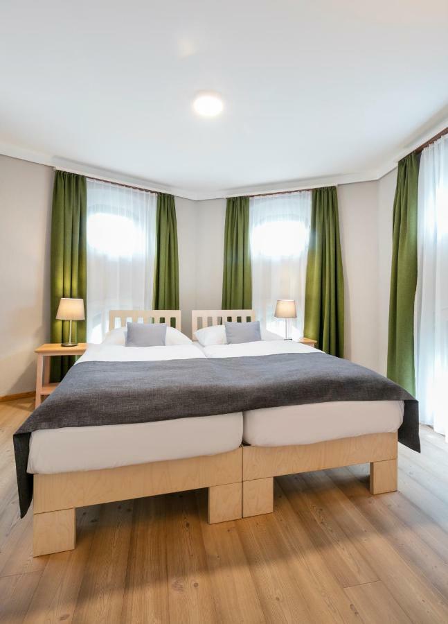 Jufa Hotel Schloss Roethelstein アドモント エクステリア 写真