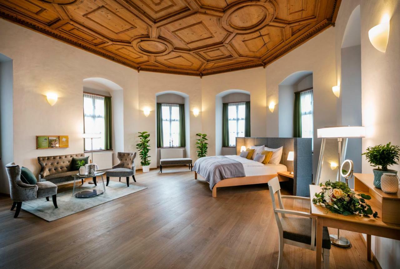Jufa Hotel Schloss Roethelstein アドモント エクステリア 写真
