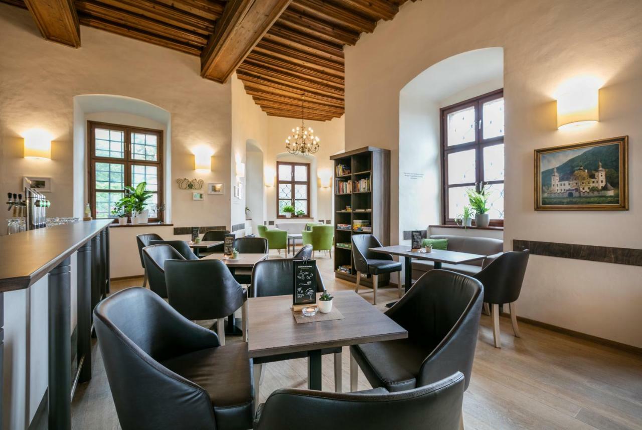 Jufa Hotel Schloss Roethelstein アドモント エクステリア 写真