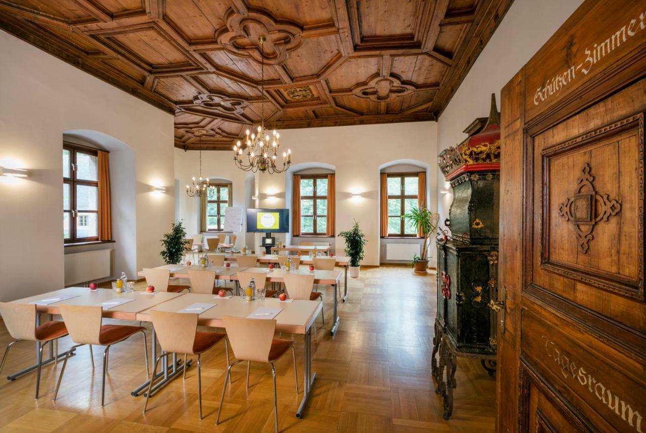 Jufa Hotel Schloss Roethelstein アドモント エクステリア 写真